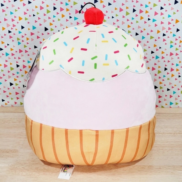 Squishmallow Clara the Cupcake 12" UltraSoft Stuffed Food Squad Toy Plush NWT - Picture 2 of 6